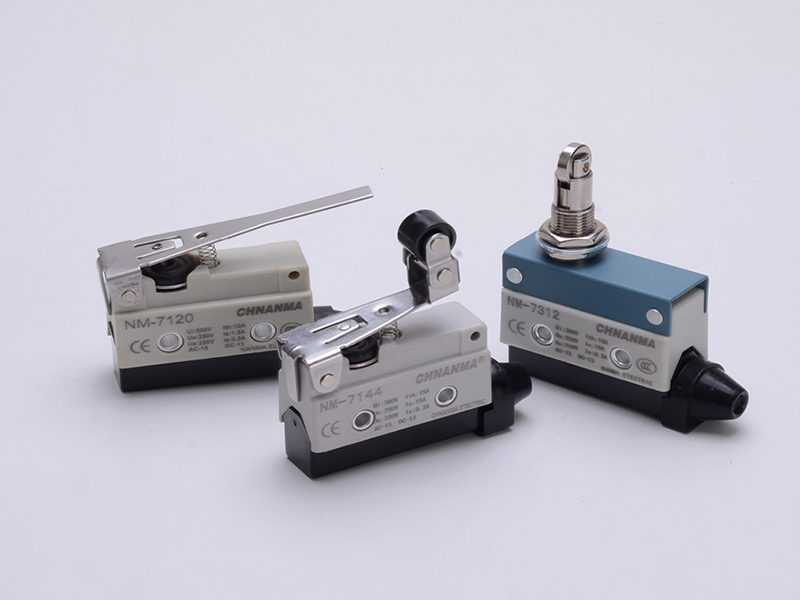 NM-7立式微動(dòng)開關(guān)
